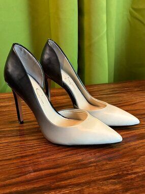 Jessica Simpson Prizma Patent d'Orsay Pumps, Gradient Black White
